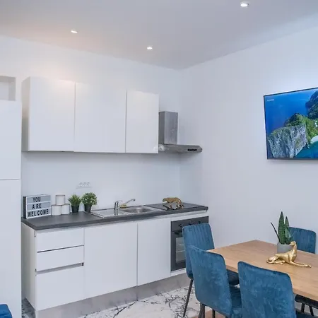 Apartment Jadran Split